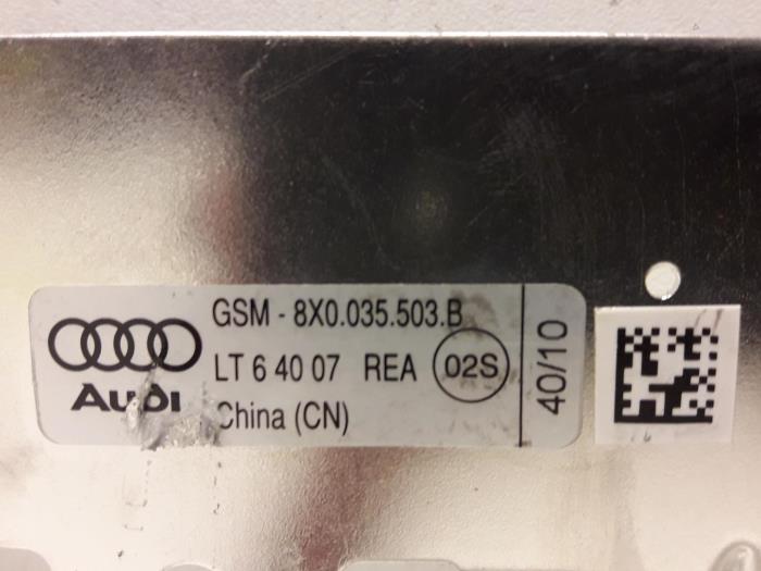 Antena GPS de un Audi A1 (8X1/8XK) 1.6 TDI 16V 2011
