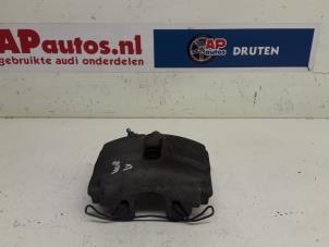 Used Front brake calliper, left Audi A1 (8X1/8XK) 1.6 TDI 16V Price € 45,00 Margin scheme offered by AP Autos