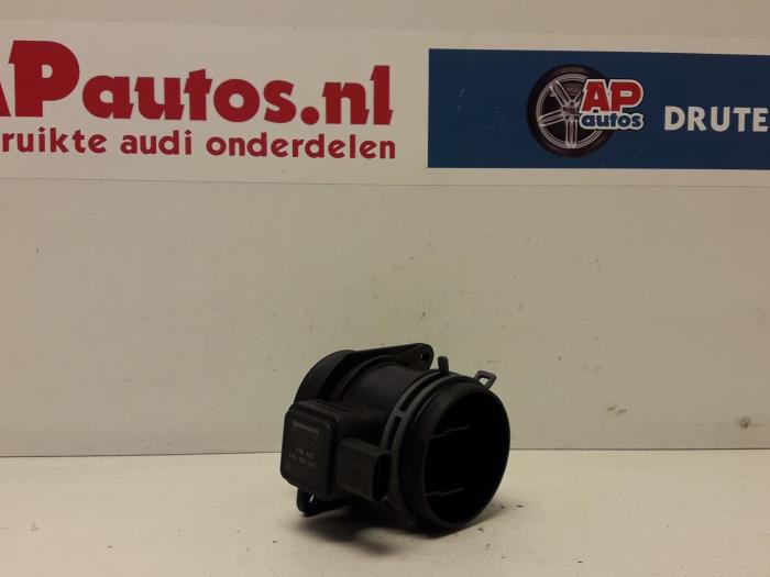Medidor de masa de aire de un Audi A1 (8X1/8XK) 1.6 TDI 16V 2011