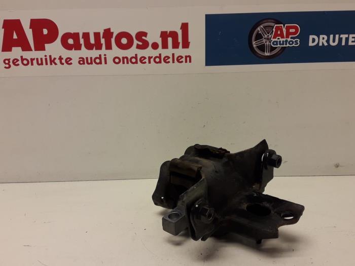 Gearbox mount from a Audi A1 (8X1/8XK) 1.6 TDI 16V 2011