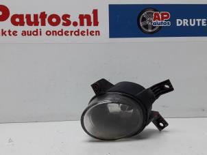 Gebrauchte Nebelscheinwerfer links vorne Audi A4 (B7) 2.0 TDI 16V Preis € 19,99 Margenregelung angeboten von AP Autos