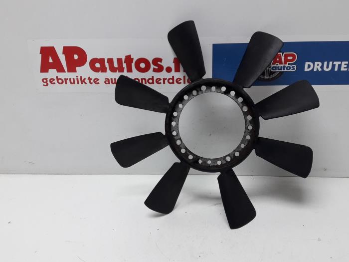 Używane Wentylator Audi A6 (C5) 2.4 V6 30V Cena € 24,99 Procedura marży oferowane przez AP Auto's
