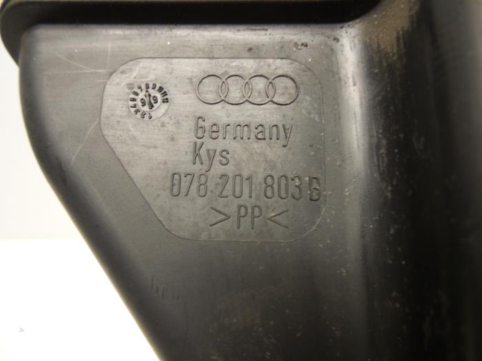 Carbon filter from a Audi RS 4 Avant (B5) 2.7 30V Biturbo 2001