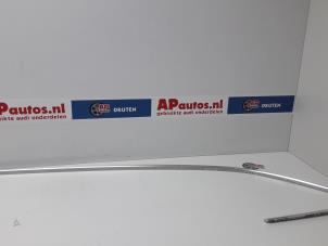 Używane Listwa ozdobna Audi Q5 (8RB) 2.0 TDI 16V Quattro Cena € 19,99 Procedura marży oferowane przez AP Autos