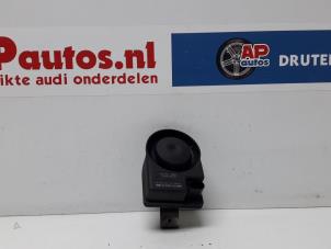 Usados Sirena de alarma Audi A6 Avant Quattro (C6) 3.0 TDI V6 24V Precio € 19,99 Norma de margen ofrecido por AP Autos