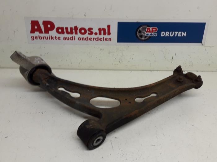 Front wishbone, right from a Audi A3 Sportback (8PA) 2.0 TDI 16V 2007