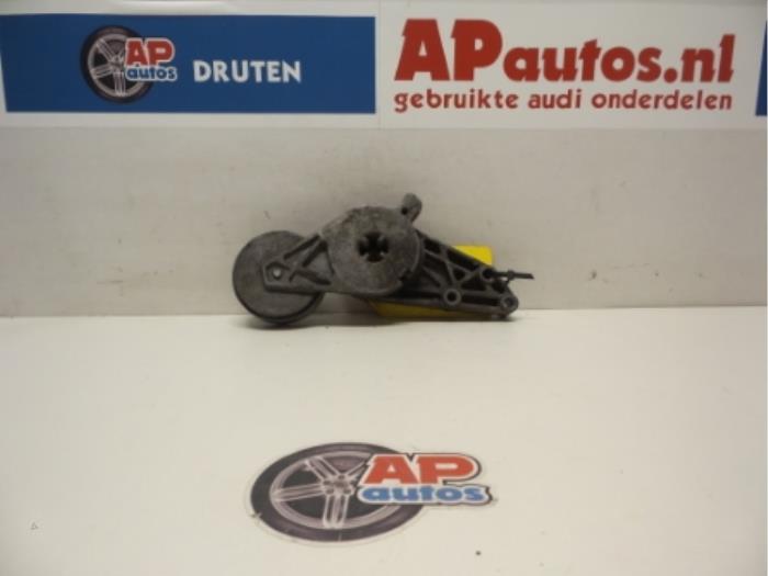 Usados Rodillo tensor correa múltiple Audi A4 Avant (B5) 1.8 20V Precio € 14,99 Norma de margen ofrecido por AP Auto's