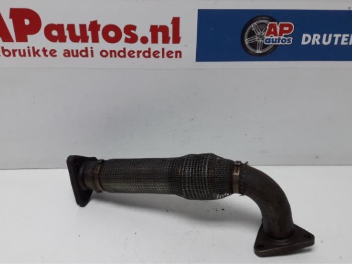 Exhaust connector from a Audi A6 Avant Quattro (C6) 3.0 TDI V6 24V 2006