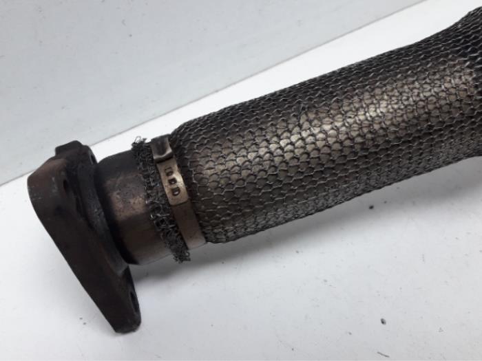 Exhaust connector from a Audi A6 Avant Quattro (C6) 3.0 TDI V6 24V 2006