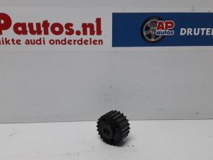 Usagé Vilebrequin roue d'engrenage Audi A4 Prix € 19,99 Règlement à la marge proposé par AP Autos
