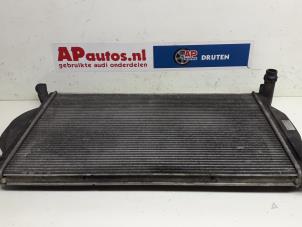 Usagé Radiateur d'eau Audi A4 (B7) 2.0 TDI 16V Prix € 19,99 Règlement à la marge proposé par AP Autos