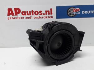 Usados Motor de ventilador de calefactor Audi A6 Avant Quattro (C6) 3.0 TDI V6 24V Precio € 19,99 Norma de margen ofrecido por AP Autos