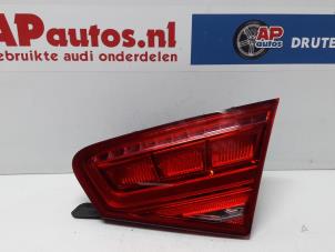 Usagé Feu arrière droit Audi A8 (D4) 4.2 TDI V8 32V Quattro Prix € 60,00 Règlement à la marge proposé par AP Autos