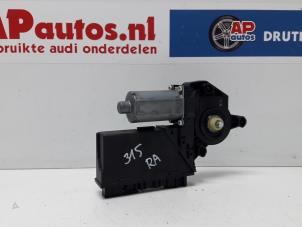 Używane Silnik szyby drzwiowej Audi A4 Avant (B7) 2.0 TDI 16V Cena € 19,99 Procedura marży oferowane przez AP Autos