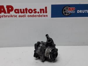 Usagé Pompe de direction Audi A6 Prix € 45,00 Règlement à la marge proposé par AP Autos