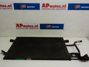 Używane Skraplacz klimatyzacji Audi A4 Avant (B5) 2.5 TDI V6 24V Cena € 35,00 Procedura marży oferowane przez AP Autos