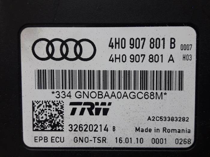 Module frein à main d'un Audi A8 (D4) 4.2 TDI V8 32V Quattro 2010