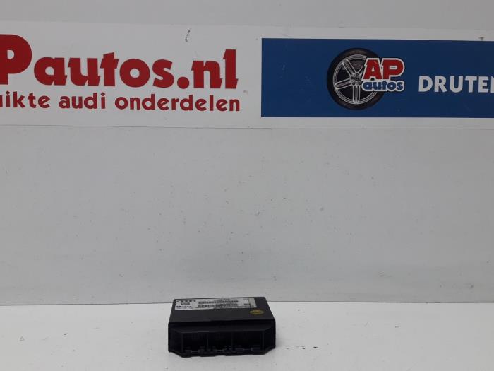 Używane Modul (rózne) Audi A8 (D4) 4.2 TDI V8 32V Quattro Cena € 34,99 Procedura marży oferowane przez AP Auto's