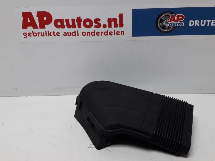 Gebrauchte Ansaugschlauch Luft Audi A4 Avant (B7) 2.0 TDI 16V Preis € 19,99 Margenregelung angeboten von AP Auto's