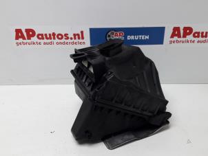 Gebrauchte Luftfiltergehäuse Audi A4 Avant (B7) 2.0 TDI 16V Preis € 35,00 Margenregelung angeboten von AP Autos