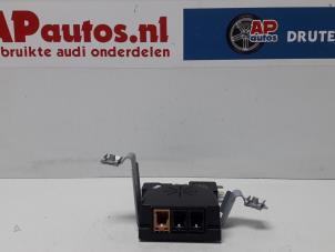 Gebrauchte Antennenverstärker Audi A3 (8P1) 1.6 Preis € 25,00 Margenregelung angeboten von AP Autos