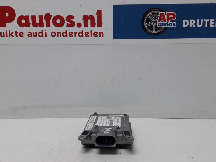 Używane Czujnik Side Assist Audi A8 (D4) 4.2 TDI V8 32V Quattro Cena € 149,99 Procedura marży oferowane przez AP Auto's