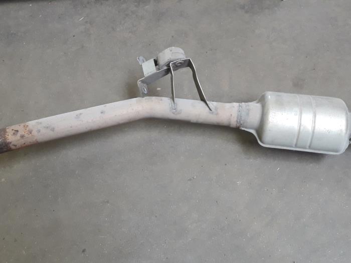 Exhaust central + rear silencer from a Audi Q5 (8RB) 2.0 TDI 16V Quattro 2010