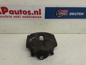 Used Front brake calliper, right Audi A1 (8X1/8XK) 1.6 TDI 16V Price € 45,00 Margin scheme offered by AP Autos
