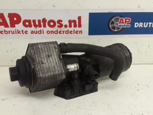 Usagé Boîtier filtre à huile Audi A3 Sportback (8PA) 2.0 TDI 16V Prix € 35,00 Règlement à la marge proposé par AP Autos
