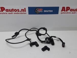 Usagé Kit capteur PDC Audi A4 Avant (B5) 2.4 30V Prix € 49,99 Règlement à la marge proposé par AP Autos