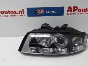Używane Reflektor lewy Audi A4 Avant (B6) 1.9 TDI PDE 130 Cena € 69,99 Procedura marży oferowane przez AP Autos