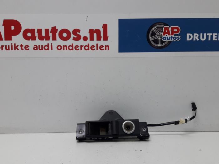 Używane Blokada dachu cabrio Audi A3 Cabriolet (8P7) 2.0 TDI 16V Cena € 19,99 Procedura marży oferowane przez AP Auto's