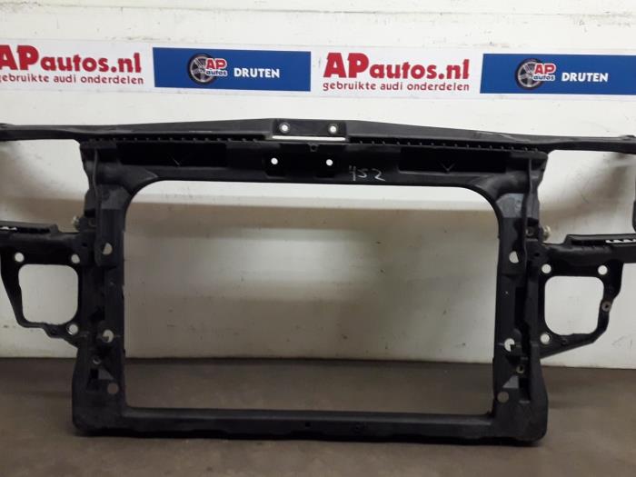 Begagnade Front Audi A3 (8L1) 1.9 TDI 100 Pris € 45,00 Marginaltabell erbjuds av AP Auto's