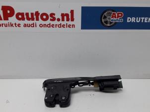 Usagé Mécanique de verrouillage hayon Audi TT (8N3) 1.8 20V Turbo Prix € 14,99 Règlement à la marge proposé par AP Autos