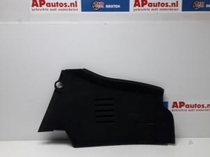 Używane Tapicerka bagaznika Audi TT (8N3) 1.8 20V Turbo Cena € 24,99 Procedura marży oferowane przez AP Autos