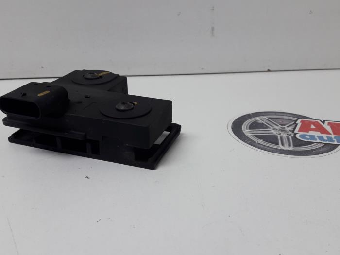 Usagé Ordinateur divers Audi A3 Limousine (8VS/8VM) 1.8 TFSI 16V Prix € 45,00 Règlement à la marge proposé par AP Auto's