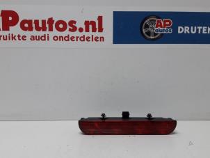Używane Dodatkowe swiatlo stopu srodek Audi A4 (B5) 1.6 Cena € 45,00 Procedura marży oferowane przez AP Autos