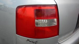 Usados Luz trasera izquierda Audi A6 Avant (C5) 2.4 V6 30V Precio € 35,00 Norma de margen ofrecido por AP Autos