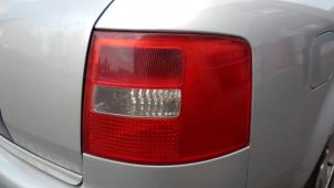 Usados Luz trasera derecha Audi A6 Avant (C5) 2.4 V6 30V Precio € 35,00 Norma de margen ofrecido por AP Autos