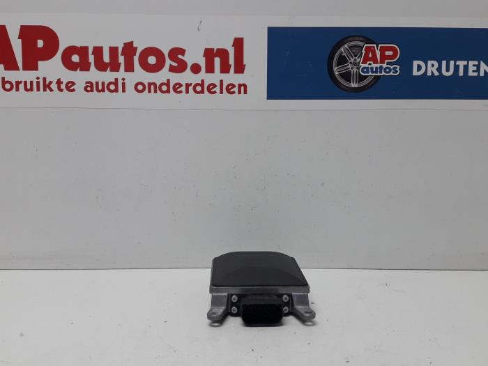 Side assist sensor from a Audi A3 Limousine (8VS/8VM) 1.8 TFSI 16V 2015