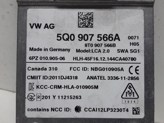 Side assist sensor van een Audi A3 Limousine (8VS/8VM) 1.8 TFSI 16V 2015