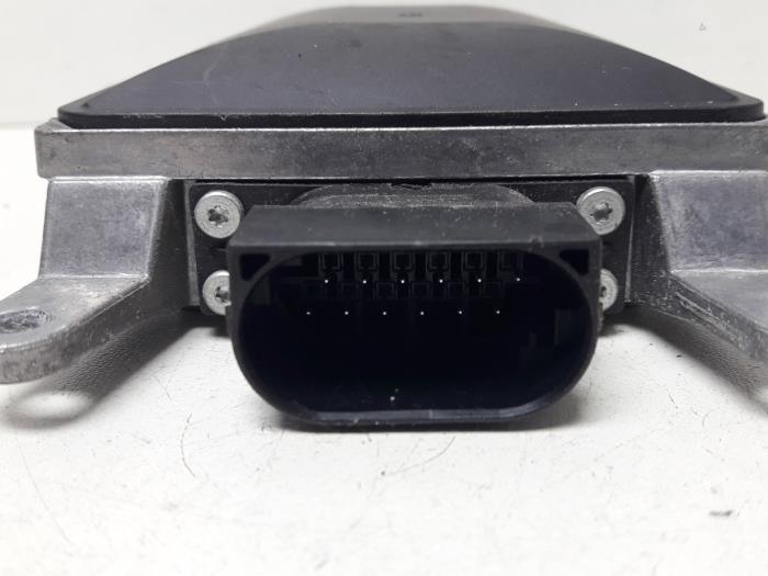 Side assist sensor from a Audi A3 Limousine (8VS/8VM) 1.8 TFSI 16V 2015