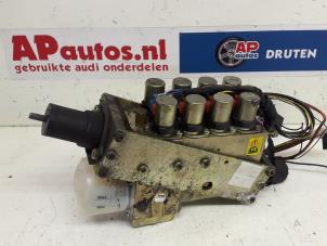 Used Hydraulic pump Audi Cabrio (B4) 2.0 E Price € 149,99 Margin scheme offered by AP Autos
