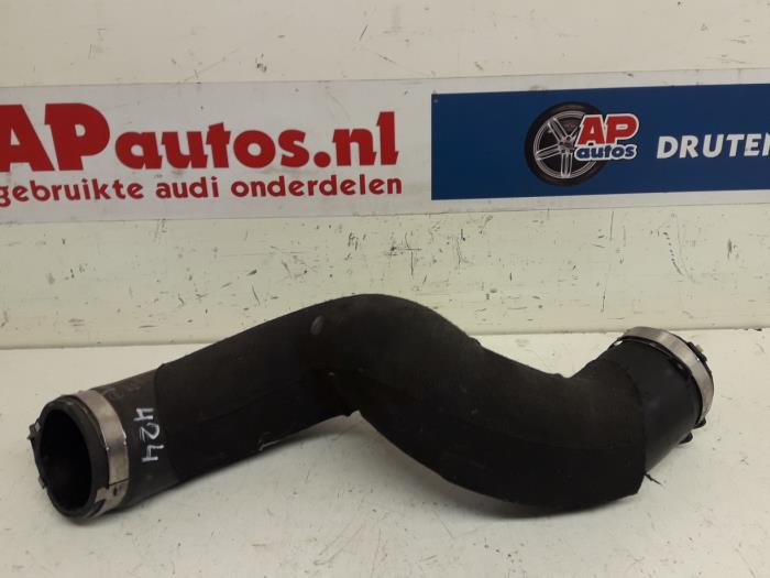 Gebrauchte Intercooler Schlauch Audi Q5 (8RB) 2.0 TDI 16V Quattro Preis € 24,99 Margenregelung angeboten von AP Auto's