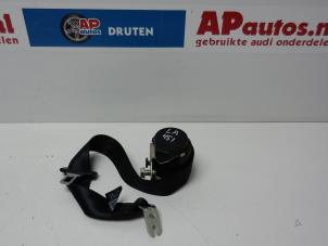 Used Rear seatbelt, left Audi A4 Avant (B8) 2.0 TDI 16V Price € 35,00 Margin scheme offered by AP Autos