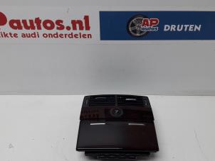 Gebrauchte Zigarettenanzünder Audi A8 (D3) 3.7 V8 40V Quattro Preis € 15,00 Margenregelung angeboten von AP Autos