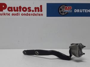 Gebrauchte Scharnier Heckklappe Audi A1 Preis € 14,99 Margenregelung angeboten von AP Autos