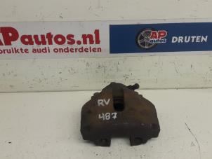 Używane Zacisk hamulcowy prawy przód Audi A4 Cabrio (B7) 3.0 V6 30V Cena € 45,00 Procedura marży oferowane przez AP Autos