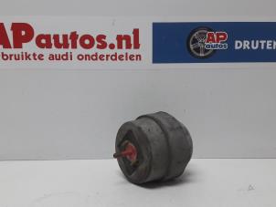 Usagé Support moteur Audi A4 Prix € 19,99 Règlement à la marge proposé par AP Autos