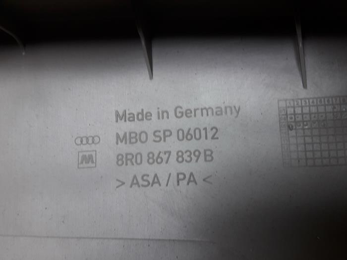Tapizado superior de un Audi Q5 (8RB) 2.0 TDI 16V Quattro 2009